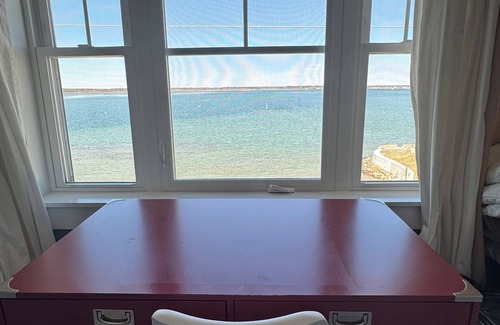 Seabrook House | Seabrook Beach, harbor and water views all around