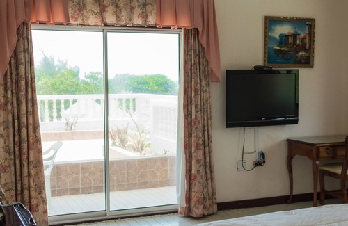 St. Ann's Bay Hotel | Seacrest Beach Hotel
