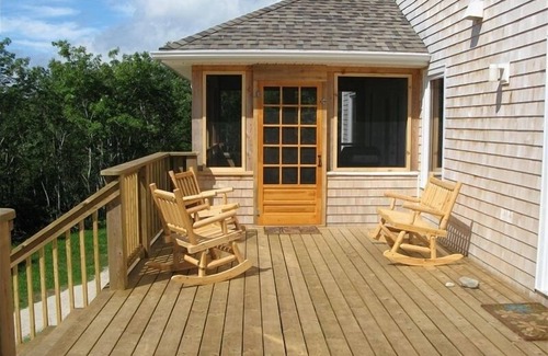 Hunts Point House | Seacrest Tower Vacation Home - Ocean Views, Walk to the Beach!