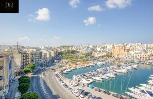 Pieta Apartment | Seafront, Designer APT with Private Terrace & WIFI by 360 Estates