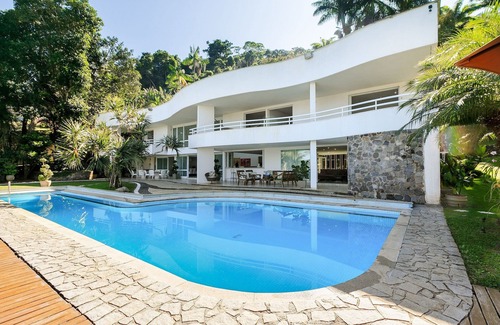 Vila Velha Villa | Seafront house in Angra dos Reis - Ang005