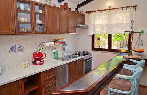 Znjan House | Seafront house with pool in Split,100m to the beach