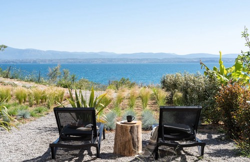 Eretria House | Seafront villa with private beach 1hr from Athens - MBH2