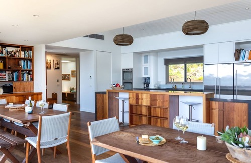 Mollymook House | Seagull - Beach front in Mollymook,