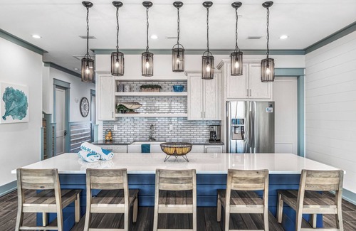 Hollywood Beach House | "Seahorse" Large Family Beachfront Home w/Private Pool & Game Room