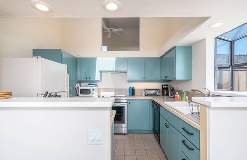 Sea Ranch House | Seal Moor | Ocean Views | Community Pool