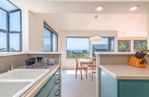 Sea Ranch House | Seal Moor | Ocean Views | Community Pool