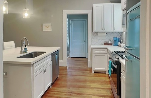 Galveston House | Sealy Street Duo | Spacious, Near Beach