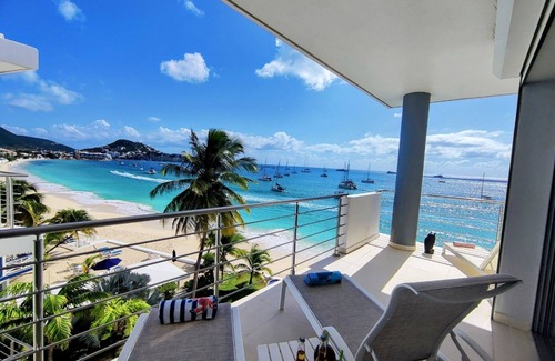 Simpson Bay Condo | ☀️👙Seas the Paradise - 2 Bedroom Penthouse on Simpson Bay Beach!