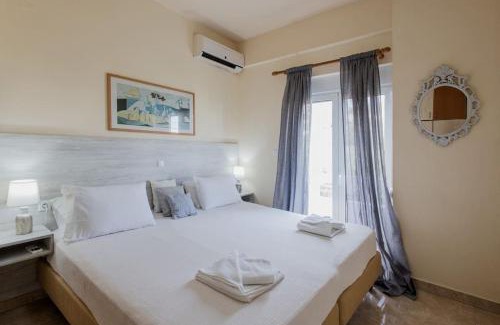 Minoa Pediada House | 'Seashell" maisonette by the sea -private patio-