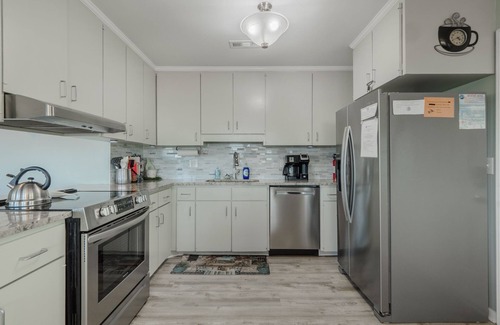 Carolina Beach House | Seaship | Oceanfront + Private Beach Walkway!
