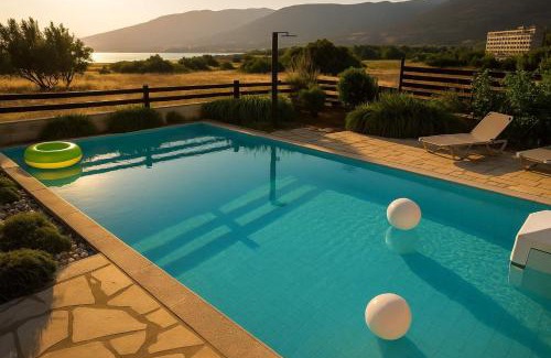 Kilada Villa | Seaside Aqua Bliss & Serenity with Private Pool