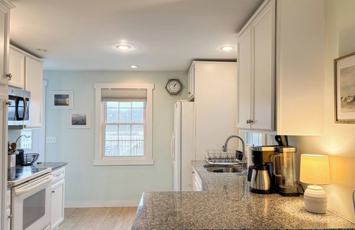 Lords Point House | Seaside cottage with water views on Lord's Point in Mystic, CT