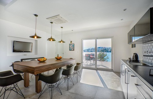 Podglavica House | Seaside luxury villa with a swimming pool Zatoglav, Rogoznica (K-11685)