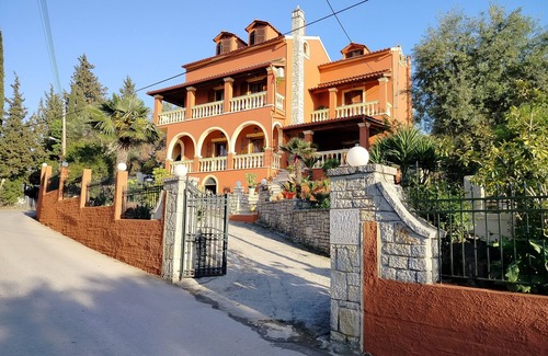 Messonghi Villa | Seaside Pool Villa