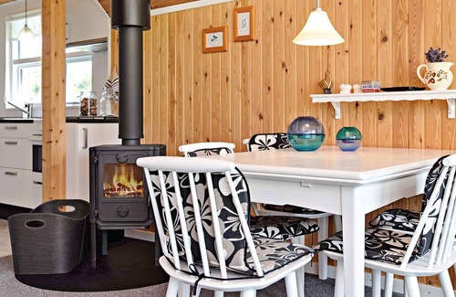 Dannemare House | Seaside Serenity in Hummingen-By Traum