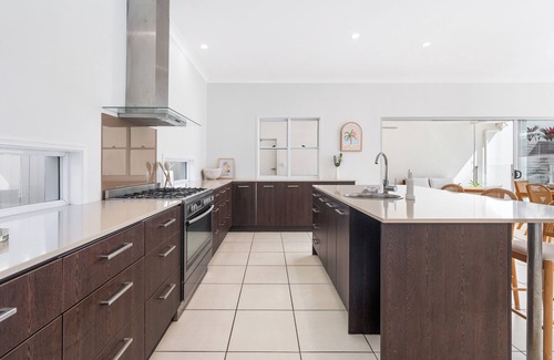 Marcoola House | Seaside Serenity Marcoola: Coastal Retreat