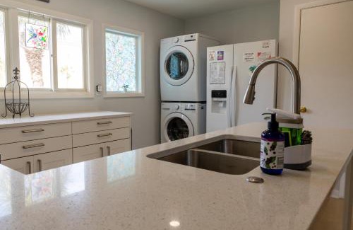 Fernandina Beach House | Seaside Townhouse W Pool & Beach Access