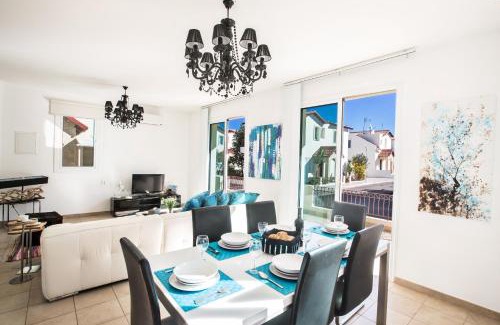Pernera Villa | Seaspray