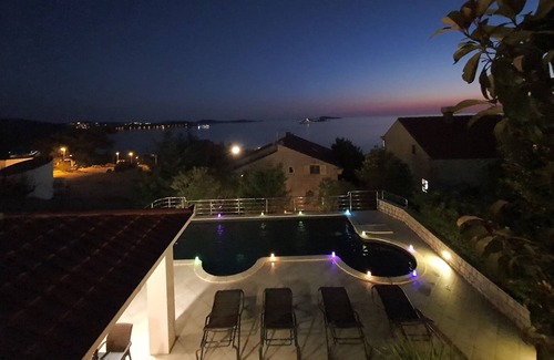 Plat Apartment | Seaview apartment with swimming pool just 5 min from the beach