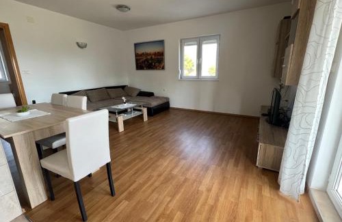 Rudine Apartment | Seaview Apartments Lagetar