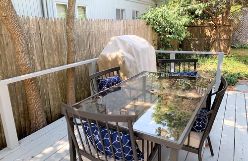 South Yarmouth Cottage | Seaview cottage near Ocean Beaches & The Skipper!