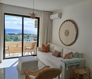 Flic-en-Flac Apartment | Seaview serenity apartment