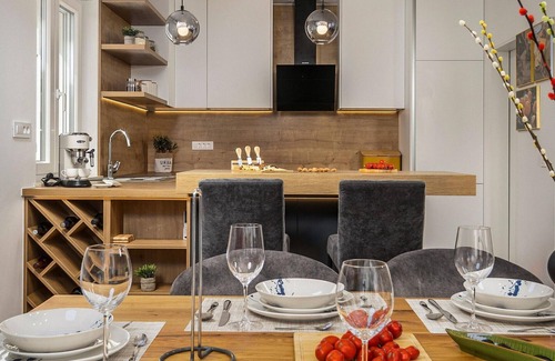 Maslenica Villa | Seaview Villa Deep Green with pool