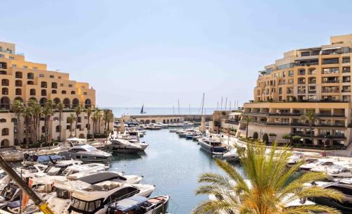 Paceville Apartment | SeaViewPortomasoYacht apartment, next to Paceville