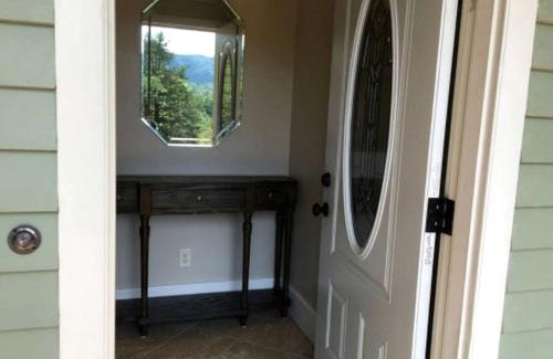 Franklin House | Secluded and Historic 1890s Cottage near the Blue Ridge Mountains, North Carolina