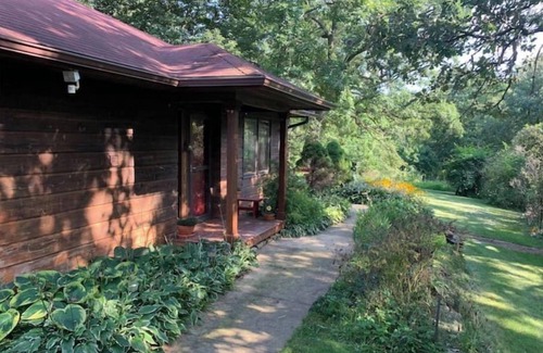 Edmund House | Secluded Driftless Area Getaway on 30 Wooded Acres