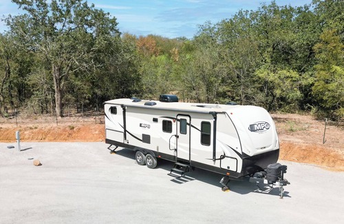 Bridgeport House | Secluded Lakeside RV Experience