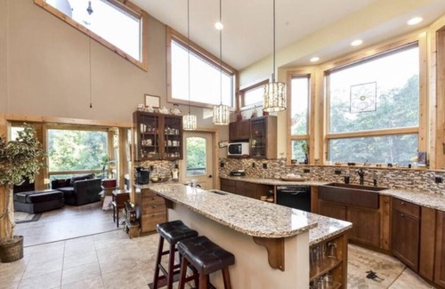 Catalpa Cabin | Secluded log cabin home located on 13 acres with salt water pool & jacuzzi.