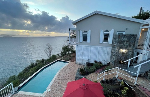 Contant Farms House | Secluded Oceanfront Villa with pool and incredible view! Welcome to Paradise!