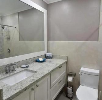 Saint Andrew Apartment | Secluded Ravinia Gem in Kingston 6