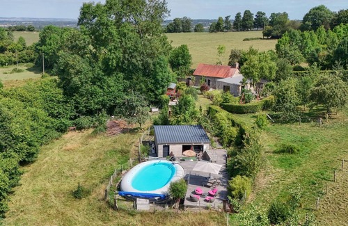 La Lande-de-Goult Cottage | Secluded Retreat with Private Pool, Nordic Spa & Mountain Decor