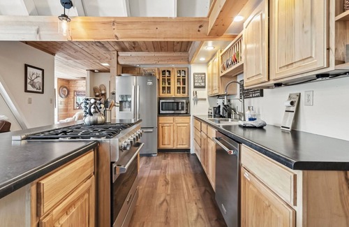 Alma Cabin | Secluded Spacious Sunny Home 12 Miles To Breckenridge 303-710-7546