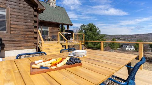 East Chatham House | Secluded w Deck Views Hot Tub Ping Pong Hudson in the Berks by AvantStay