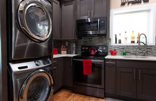 Huntington Apartment | SECRET HIDEAWAY: LUXURY L.I. STUDIO W/PRIV. ENTRN