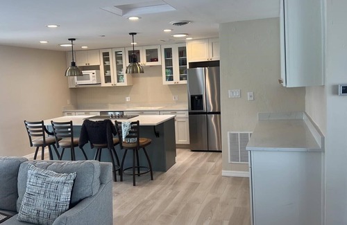 Isles of Capri House | See dolphins and beautiful sunsets at this newly remodeled Isles of Capri Home.