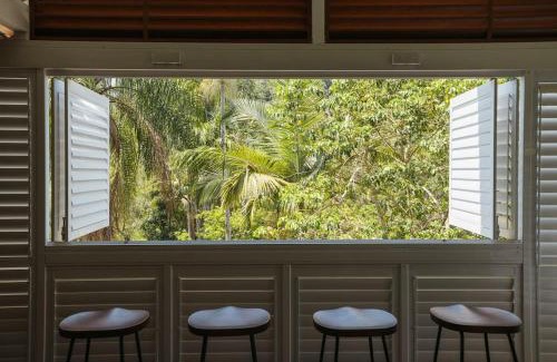 Bayview Heights House | Seednest A-frame Treehouse Forest View&Game Room