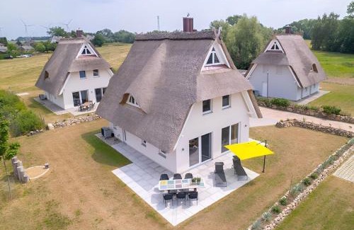 Am Salzhaff House | Seegras - Ferienhaus mit Kamin, Sauna und Meerblick