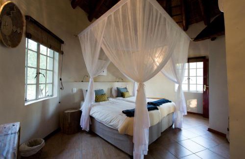 Phalaborwa Cabin | Sefapane Lodge and Safaris