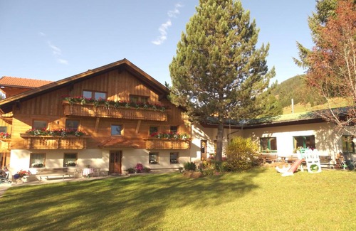 Tannheim House | Selbstversorger Unterkunft ZOLLER Sommerbergbahn inklusive