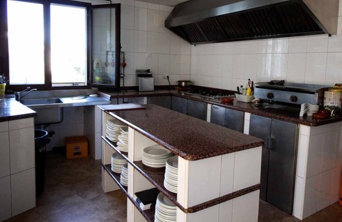 Enguidanos Apartment | Self catering El Rincon de Piedra for 4 people
