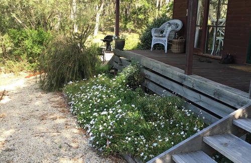 Jamieson Apartment | Self Contained Apartment for couples looking to get away to a secluded hideaway.