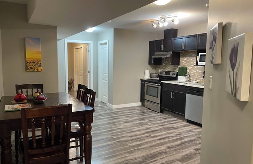 Edmonton Apartment | Self contained-executive suite