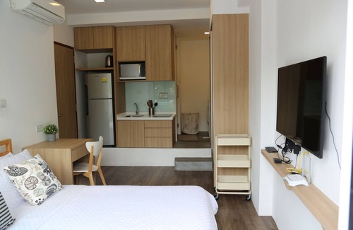 Bukit Timah Apartment | Self-contained fully furnished studio