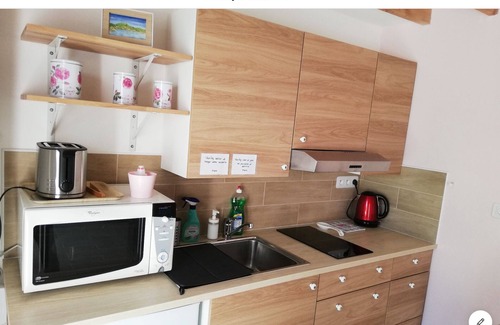 Roquevaire House | Self-contained studio near calanques Cassis Aix Marseille