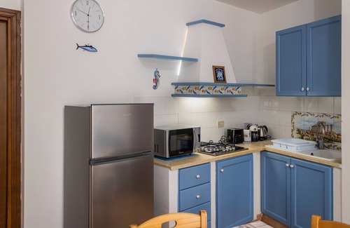 Favignana Apartment | SELINUNTE Apt: Mediterranean-style in the center of Favignana, 300m from Sea